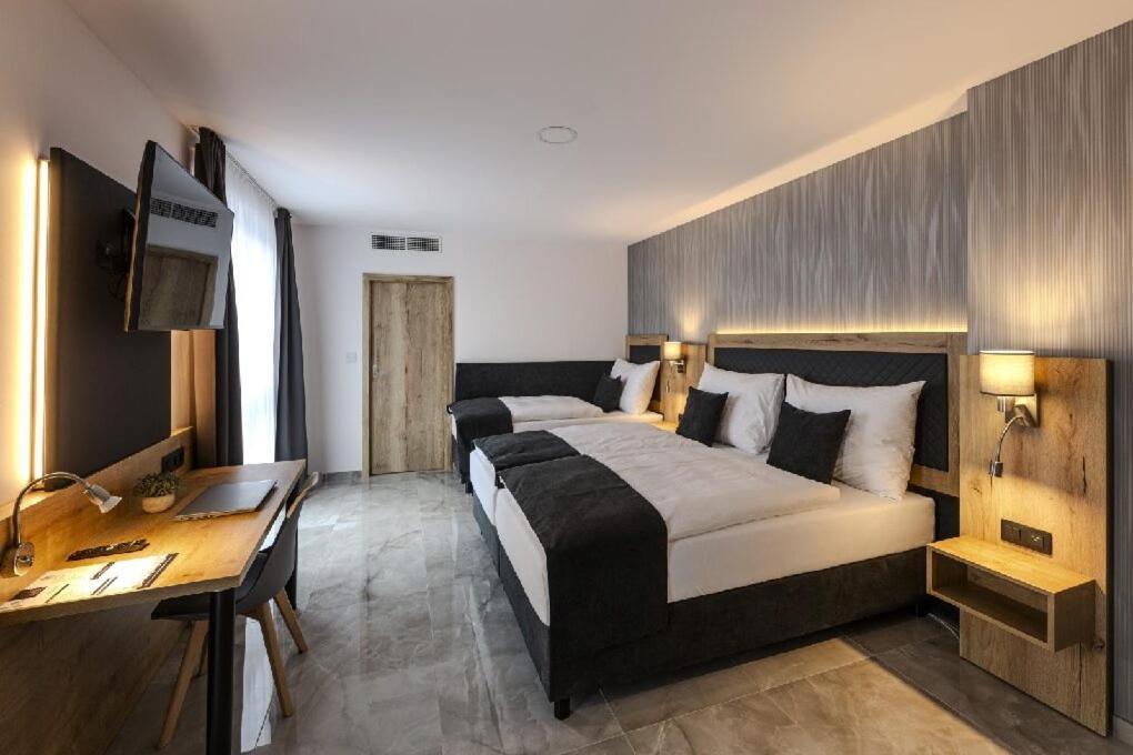 Hotel Triska Brandys nad Labem-Stara Boleslav Ngoại thất bức ảnh