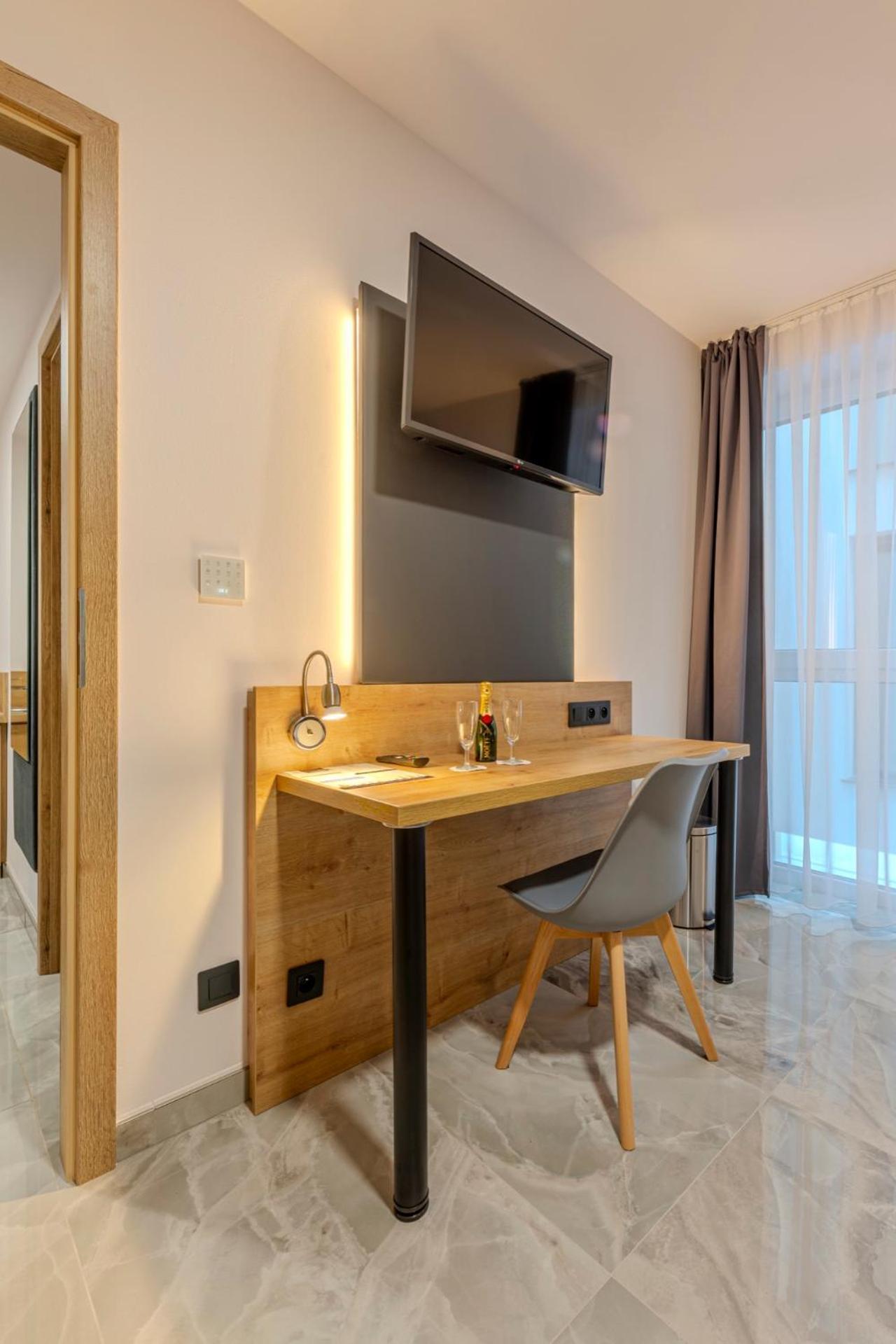 Hotel Triska Brandys nad Labem-Stara Boleslav Ngoại thất bức ảnh